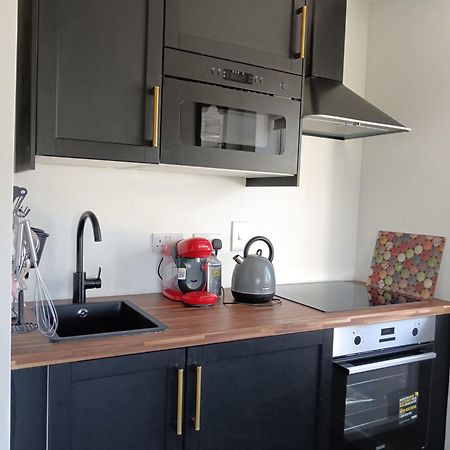 Dingle Escape -2 Bed -Sleeps 4 Apartment Bagian luar foto