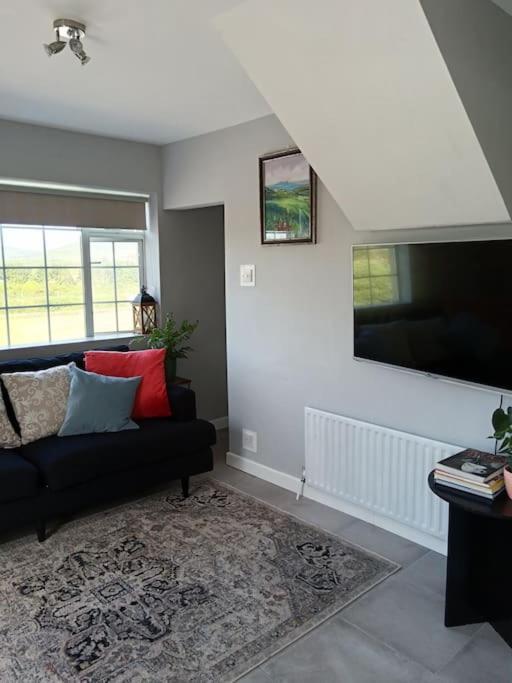 Dingle Escape -2 Bed -Sleeps 4 Apartment Bagian luar foto